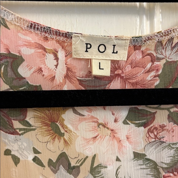 POL Floral Lace Blouse - Cream and Pink sz L - Picture 5 of 8